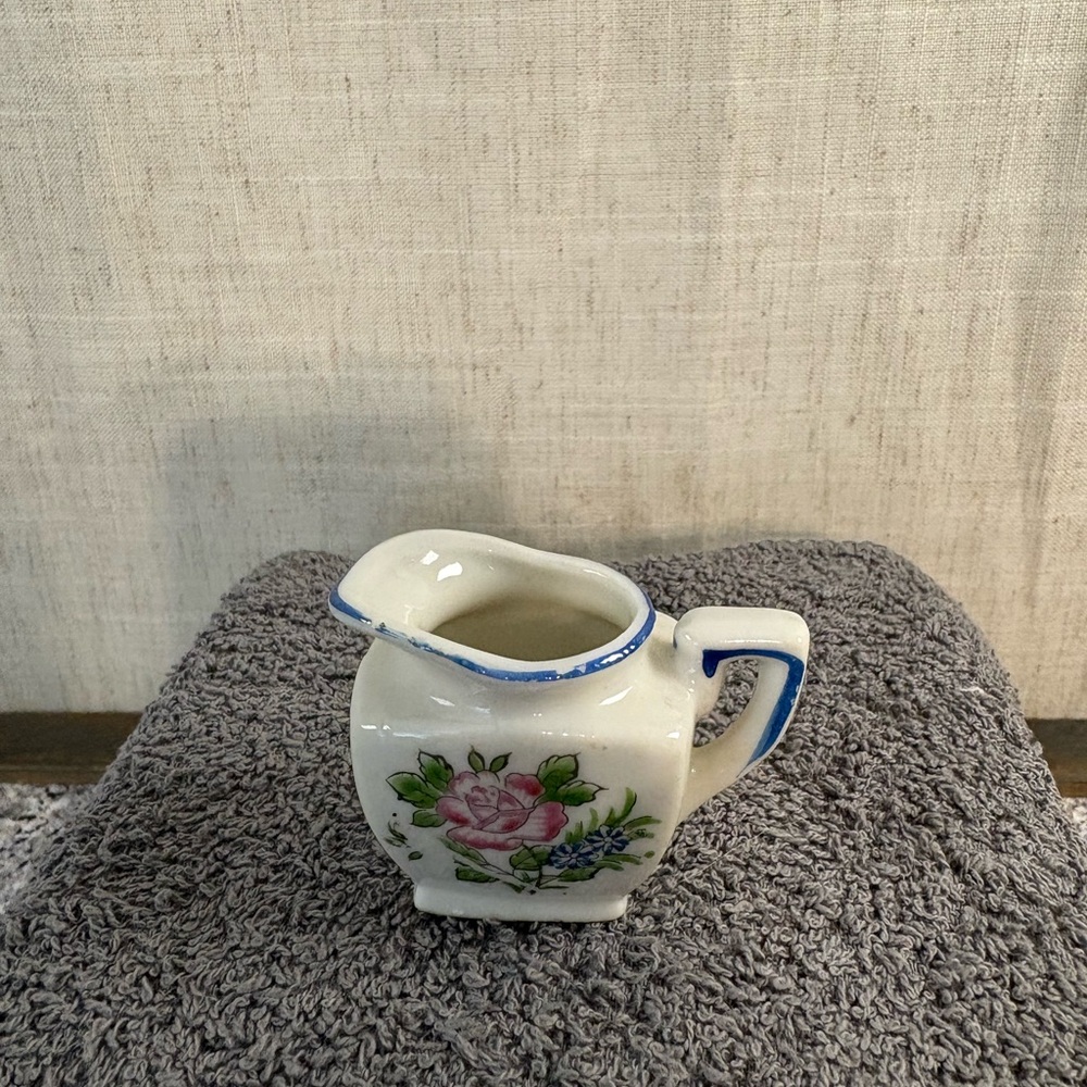 Vintage Miniature Tea Pot Porcelain Made In Japan  7 Piece - Picture 3 of 7